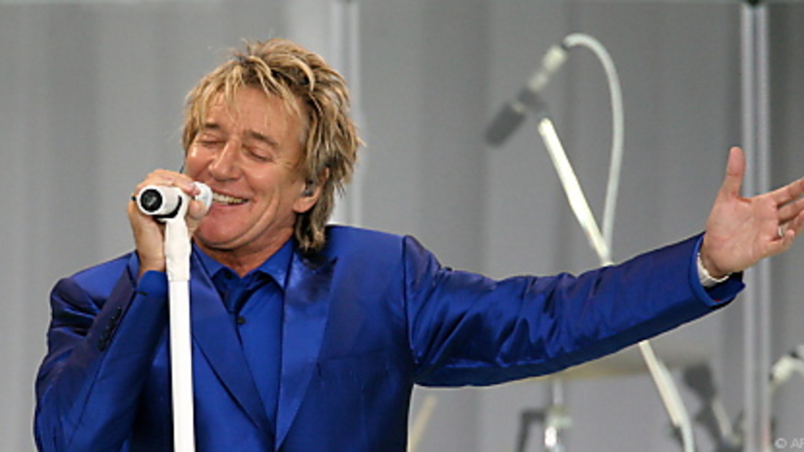 Sänger Rod Stewart Wird 65 Madonna24 At