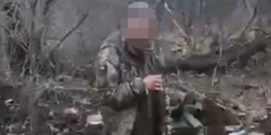 Mit Entsetzen hat die ukrainische Führung auf ein Video von einer mutmaßlichen Erschießung eines Kriegsgefangenen durch russische Soldaten reagiert.