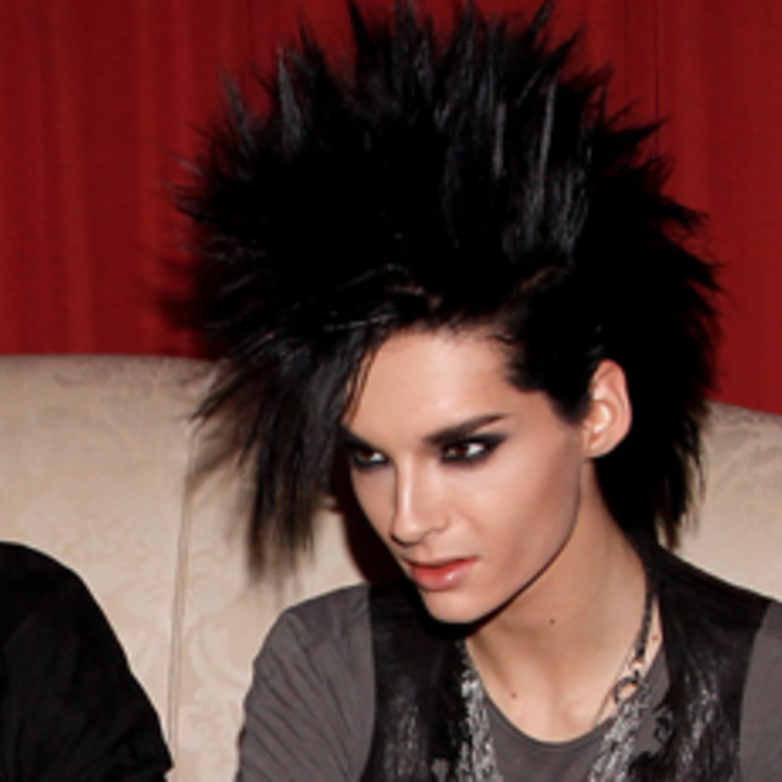 Bill Kaulitz versucht es jetzt als Igel - stars24