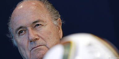 Blatter soll zwischen den Fronten vermitteln