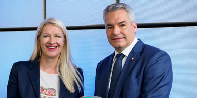 Claudia Stöckl und Karl Nehammer