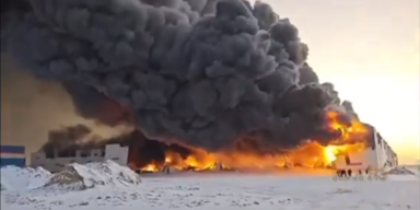 Brand in einem Warenhaus in Russland