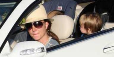 Britney Spears mit kids im auto
