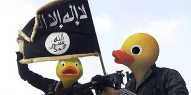 IS-Kämpfer werden zu Quietsche-Enten