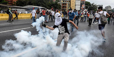 Venezuela: Elf Tote bei nächtlichen Unruhen in Caracas