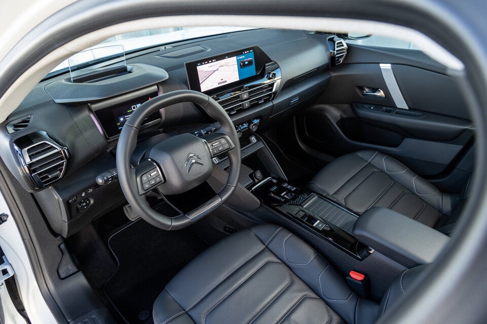 Citroen e-C4 X