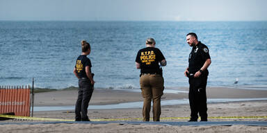 Mutter ertränkt ihre drei Kinder am Strand