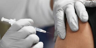 Kommt jetzt Kombi-Impfstoff gegen Corona & Grippe?