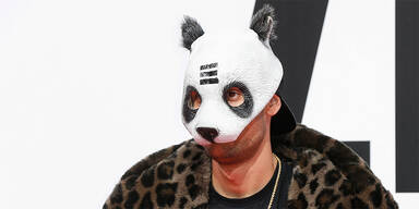 Rapper Cro enthüllt Masken-Geheimnis