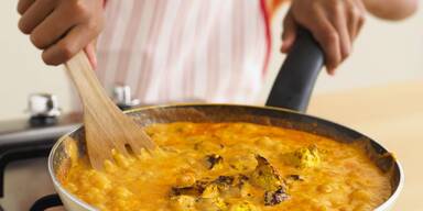 Gourmet-Geheimnis | Mit diesem Trick schmeckt Ihr Curry wie beim Inder