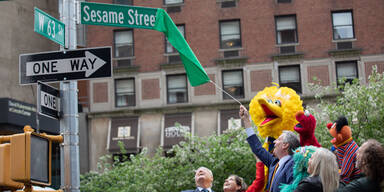 Ernie und Bibo freuen sich: New York hat eine Sesamstraße