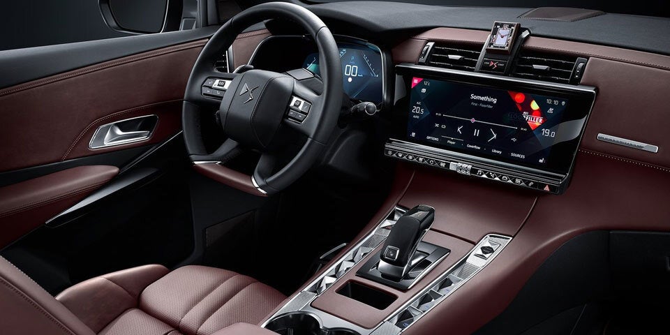 DS7 Crossback greift Q3, X1 und GLA an