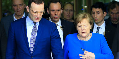 Das deutsche Impf-Desaster: Zu wenig Lieferung, Kritik an Merkel & EU | Erst 240.000 wurden geimpft