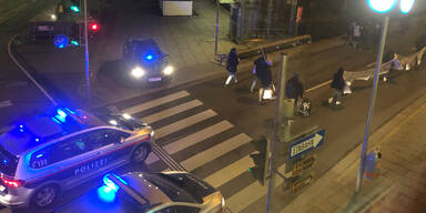 Demo legt Verkehr in Wiener City lahm | Kurzfristiges Chaos am Karlsplatz