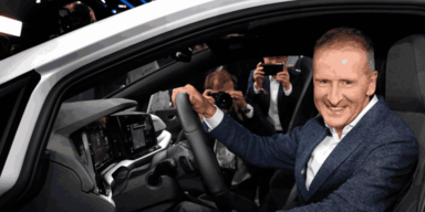 Verbrenner-Aus: Volkswagen-Chef Diess winkt bei E-Fuels ab