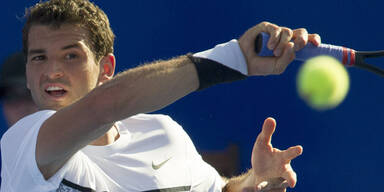 "Baby-Federer" zertrümmert sein Racket