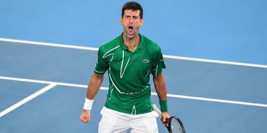Djokovic mit Sieg über Federer im Endspiel