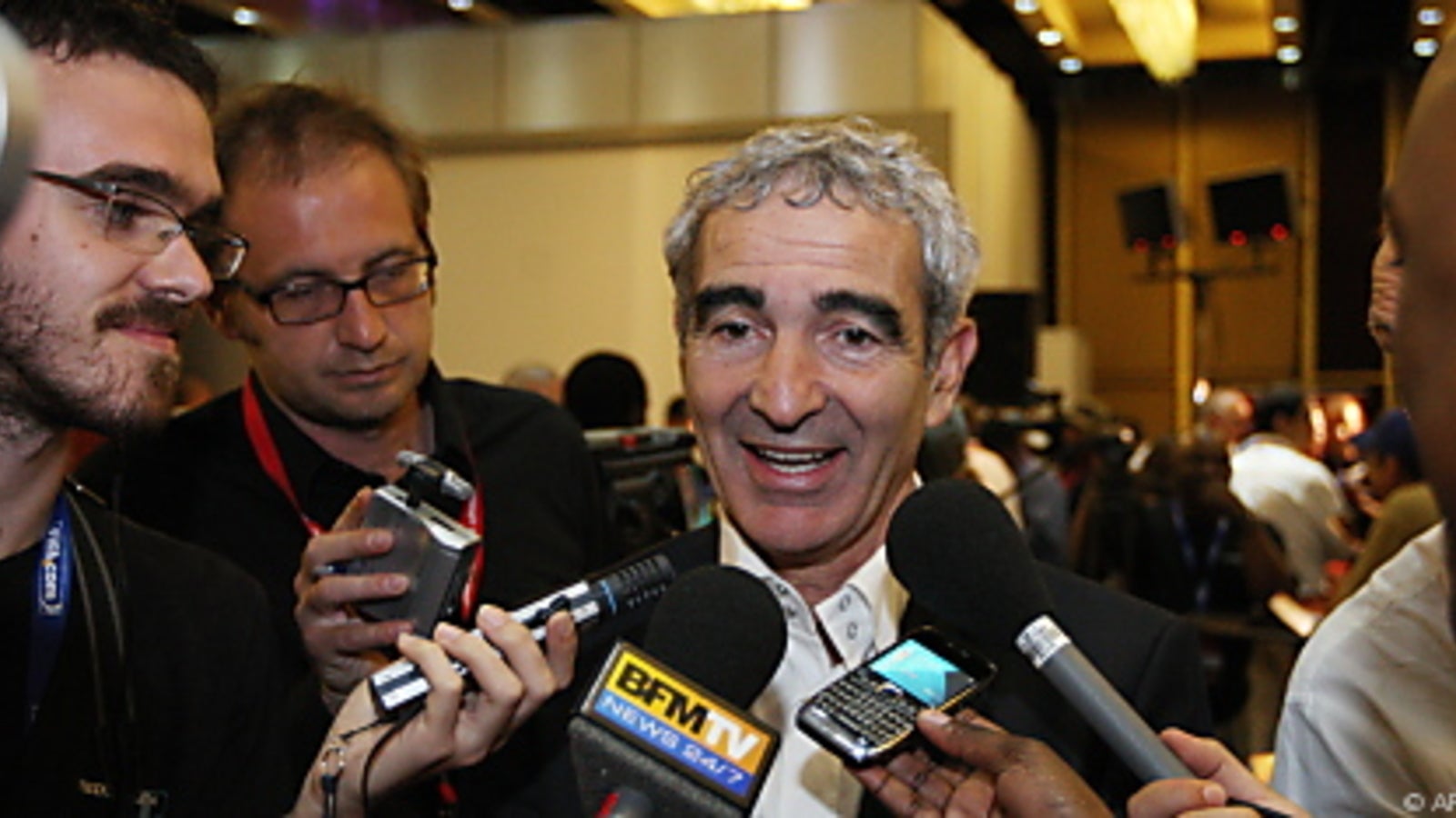 Nicht alle Franzosen über Lyons CLAus traurig oe24.at