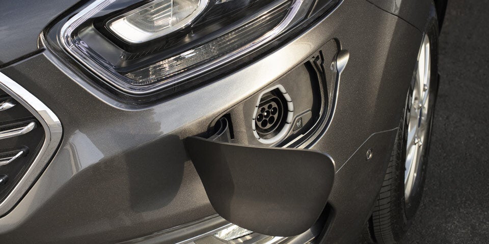 Fords Bulli-Gegner kommt mit Plug-in-Hybrid