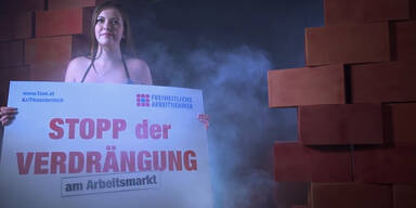 FPÖ wirbt mit halbnackten Frauen
