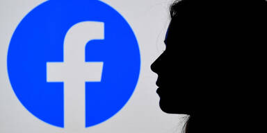 Facebook darf User wegen Kinderpornografie ohne Warnung sperren