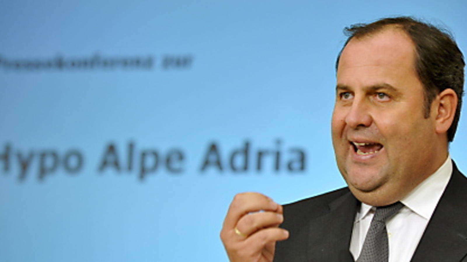 Hypo Alpe Adria Wird Voll Verstaatlicht - Business-Live