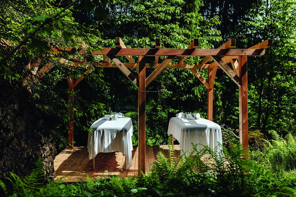 Meditative Yoga-Retreats: Namasté im Herbst
