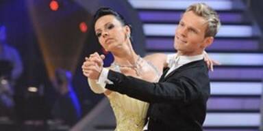 Petra Frey & Vadim tanzen einen Langsamen Walzer