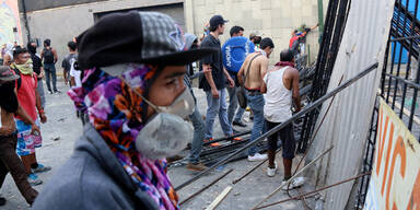 Unruhen in Caracas Venezuela