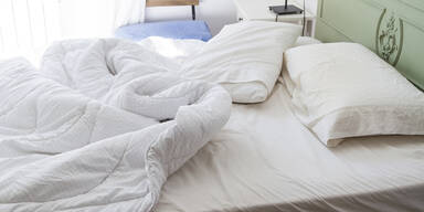Matratze reinigen: Die besten Tipps für ein hygienisches Bett