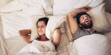 So verbessert die Scandinavian Sleep Method den Schlaf als Paar