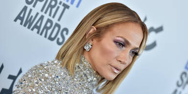 Jennifer Lopez nackt: Mit 51 so knackig wie noch nie