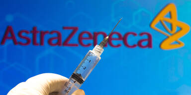 Corona-Impfung: Astrazeneca wirkt auch bei Älteren