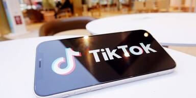 Handy mit TikTok