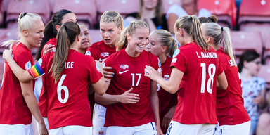 Frauen-Fußball-EM: Norwegen klarer 4:1-Sieger gegen Nordirland