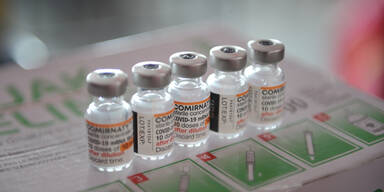 Comirnaty Corona Impfstoff Biontech Pfizer