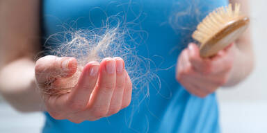 Erhöht Corona das Risiko für Haarausfall? Eine Studie liefert die Antwort
