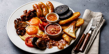Schinken, Würstel, Baked Beans: Was ein English Breakfast ausmacht