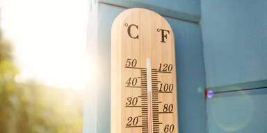 Gut gerüstet. Auf die „heißen Tage“ kann man sich vorbereiten. Hier verraten wir die besten Maßnahmen vor einer Hitzeperiode. 