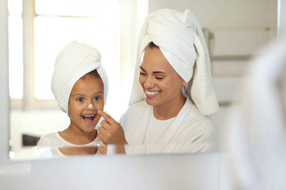Mamas machen Fehler, Mamas sind mal genervt und – öfter, als ihnen lieb ist – müde. Dennoch sind sie Superfrauen – chapeau!