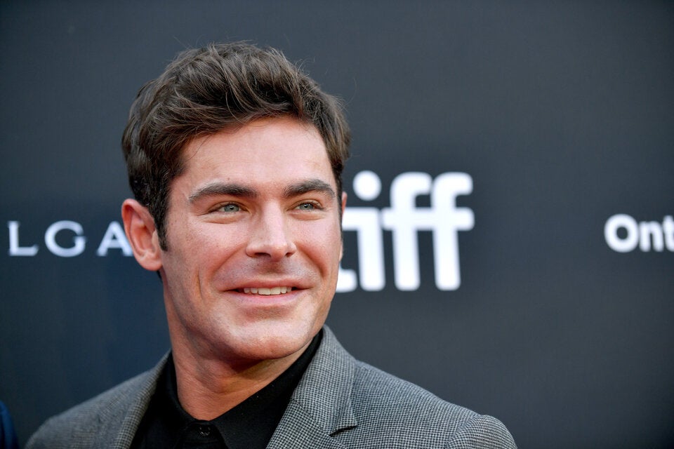 Verpfuschte Schönheits-OP bei Zac Efron?