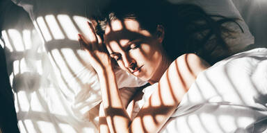 Schlafen bei Hitze: Diese Tipps kühlen den Körper