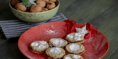 Nussrollen: So leicht sind die edlen Weihnachtskekse