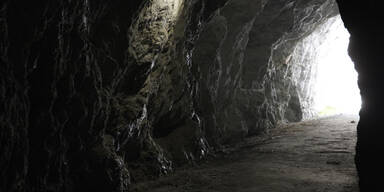 Geheimer Fluchttunnel aus 2. Weltkrieg entdeckt