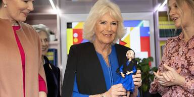 Königin Camilla als Barbie-Puppe: "50 Jahre jünger"