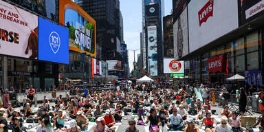 Times Square Yoga