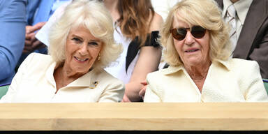 Queen Camilla und Annabell Elliot