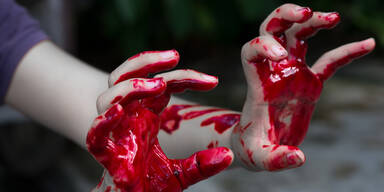 Blut an Händen