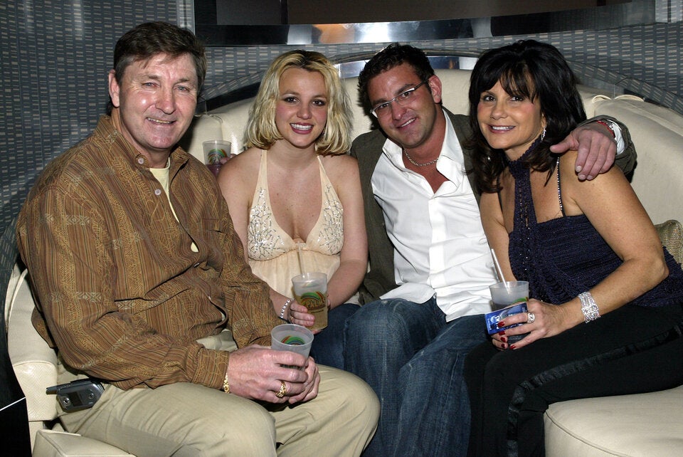 Tragödien Mit Vater Jamie, Bruder Bryan und Mutter Lynne als Britney noch „ihr Star“ war. 2008 ließ sie ihr Vater entmündigen.