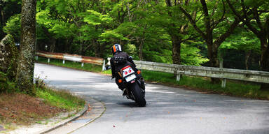 Motorrad Wald